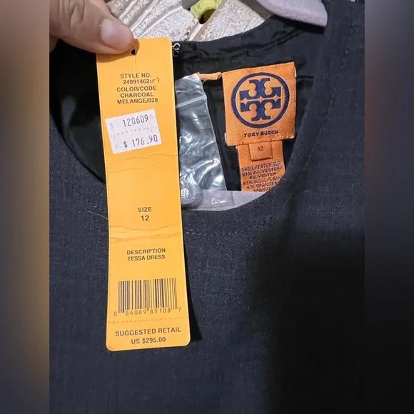 NWT Sleeveless Wool Blend Black Tory Burch Dress W/ Pockets - 12 - Picture 5 of 6